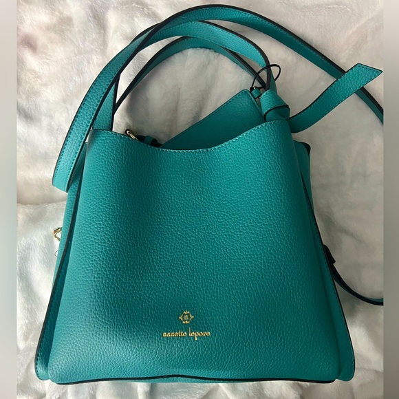 Nanette Lepore Handbags - Nanette Lepore Crossbody Bag